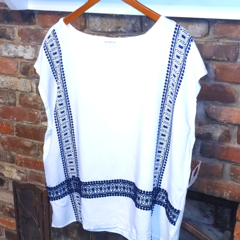 Tunic style print and lace shirt